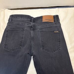 VOLCOM MENS JEANS SIZE 30 VORTA SLIM STRAIGHT BLACK DENIM STRETCH
